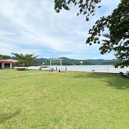 Oyo 90317 Ambong Bay Resthouse Hotell Kota Kinabalu Exteriör bild