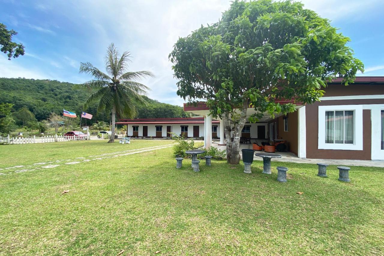 Oyo 90317 Ambong Bay Resthouse Hotell Kota Kinabalu Exteriör bild