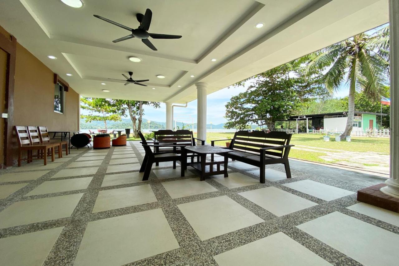 Oyo 90317 Ambong Bay Resthouse Hotell Kota Kinabalu Exteriör bild