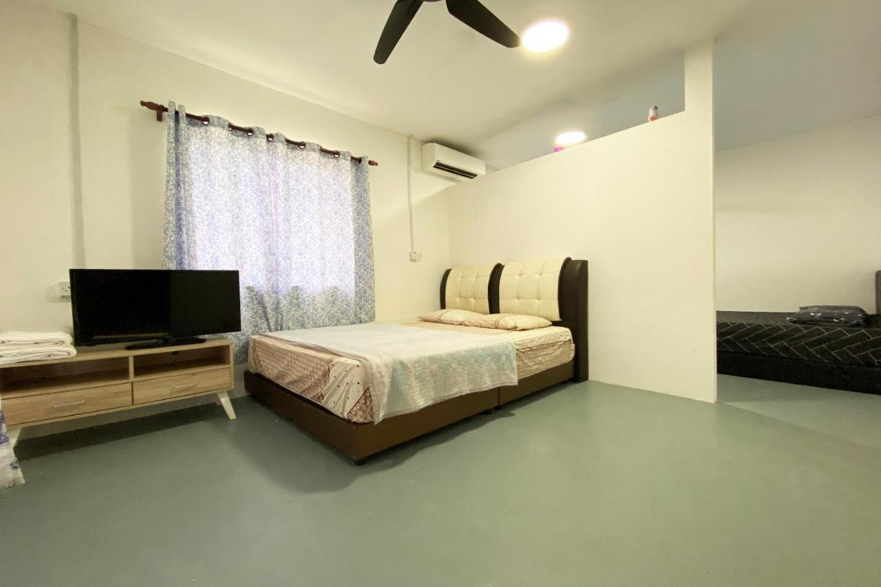 Oyo 90317 Ambong Bay Resthouse Hotell Kota Kinabalu Exteriör bild